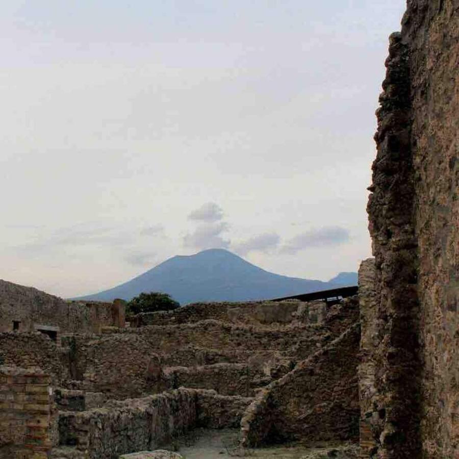 B&B Le Ali Del Sogno Pompeya Exterior foto